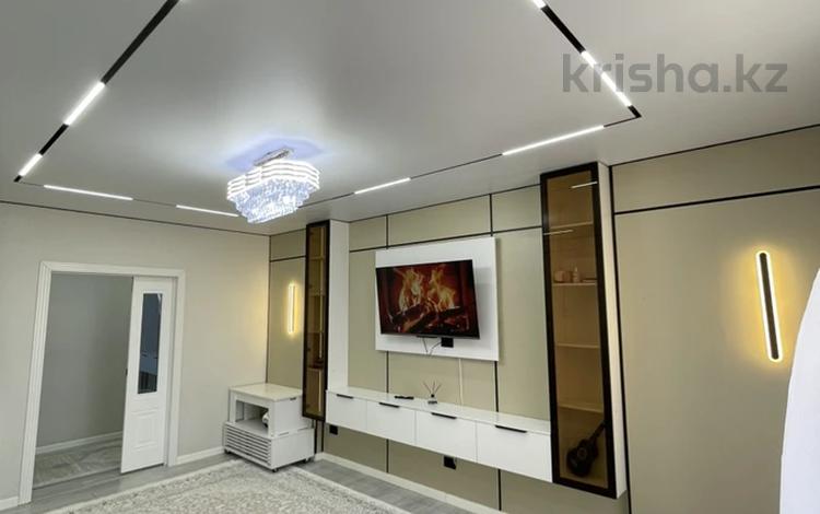 2-комнатная квартира · 66 м² · 11/14 этаж, 189 квартал уч. 25/1 за 35 млн ₸ в Шымкенте, Абайский р-н — фото 2