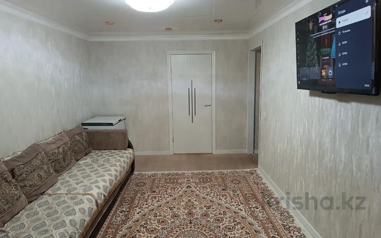 3-комнатная квартира · 60 м² · 5/5 этаж, мкр Новый Город, 6 микр 2 за 19 млн ₸ в Караганде, Казыбек би р-н — фото 2