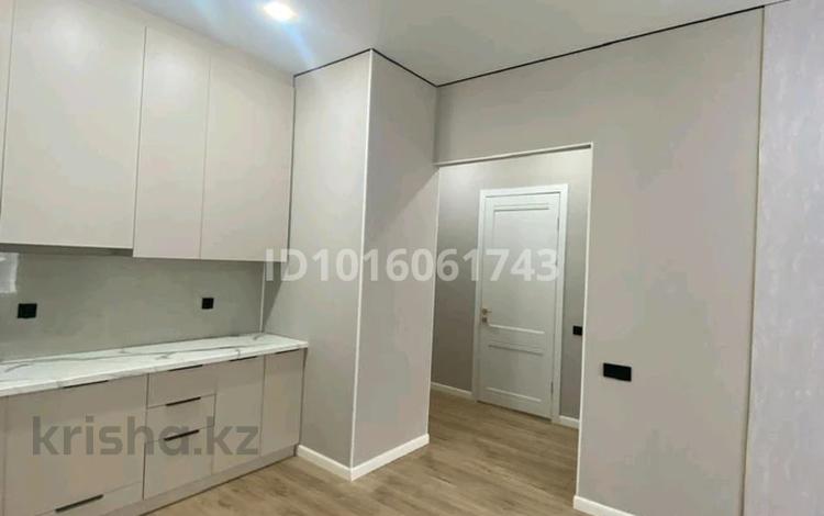 2-бөлмелі пәтер · 42 м² · 2/9 қабат, Шафика Чокина 4 — Бином школа, бағасы: 34 млн ₸ в Астане, Нура р-н — фото 5