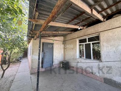 Жеке үй · 3 бөлме · 70 м² · 2 жүзд., Қатынкөпір ш/а, Токтарова 34 — Самал базара, бағасы: 100 000 ₸ в Шымкенте, Абайский р-н