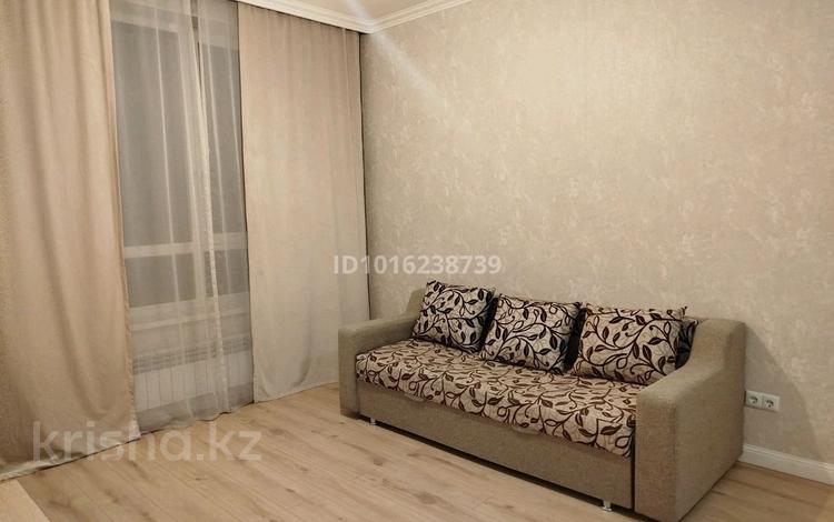 1-комнатная квартира · 41 м² · 8/10 этаж, Казыбек би 3, 3/1, 3/2 за 220 000 ₸ в Астане, Нура р-н — фото 2
