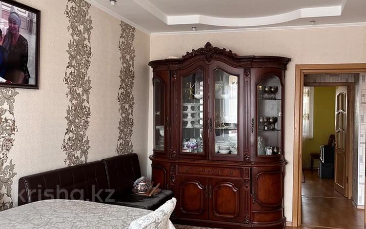 4-комнатная квартира · 92 м² · 5/5 этаж, 29-й мкр 20 за 20 млн ₸ в Актау — фото 2