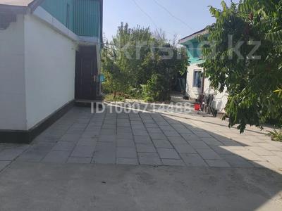 Часть дома · 3 комнаты · 74 м² · 18 сот., Асабаева 25/1 — За линией, п. Турксиб за 16.5 млн ₸ в Таразе