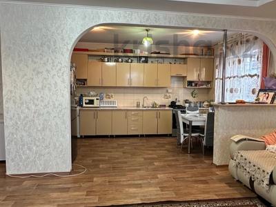 Отдельный дом • 4 комнаты • 136 м² • 10 сот., Казахстанская за 40.6 млн 〒 в Бишкуле