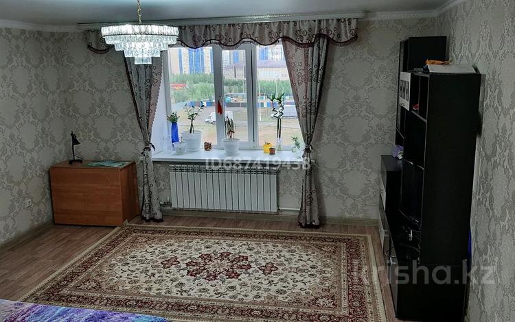 1-комнатная квартира · 47 м² · 4/9 этаж, Нур Актобе 4 В — 2 мкр дом напротив Анвара за 13 млн ₸ — фото 2