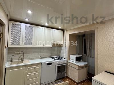 4-комнатная квартира · 88 м² · 4/5 этаж, Алдабергенова 86 за 200 000 〒 в Талдыкоргане, мкр Мушелтой