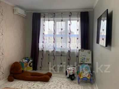 2-комнатная квартира · 60 м² · 5/10 этаж, микрорайон Авангард-2 11Б за 28 млн ₸ в Атырау, мкр Авангард-2