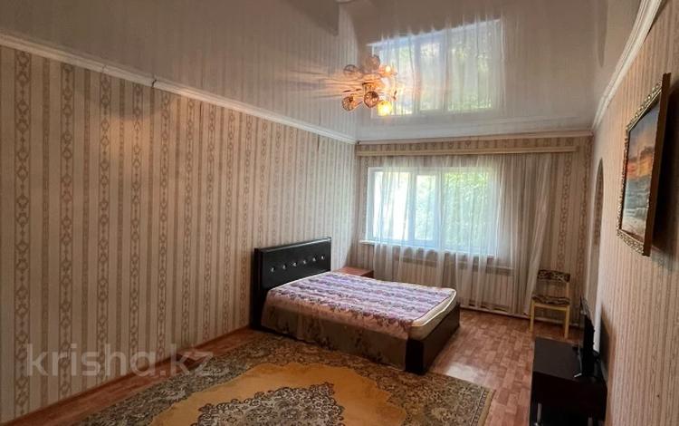 1-бөлмелі пәтер · 38 м² · 3/3 қабат, Ворошилова 3, бағасы: 9.5 млн ₸ в Костанае — фото 2