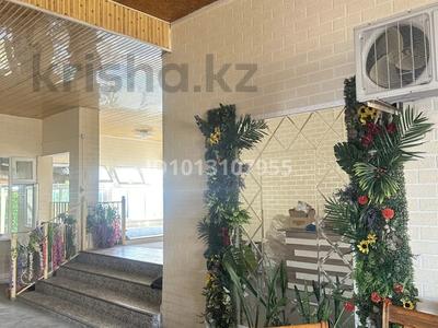 Жеке үй · 5 бөлме · 300 м² · 12 жүзд., Ынтымақ-2 ш/а, Проезд Шұбартау 14, бағасы: 68 млн ₸ в Шымкенте, Абайский р-н