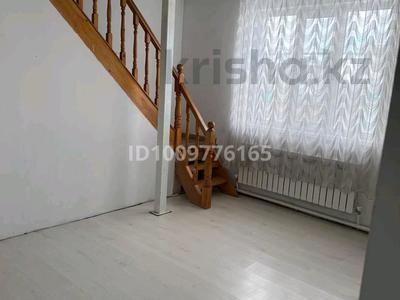 Отдельный дом · 4 комнаты · 130 м², Оркен — Находится на кольцевой БАКАД за 200 000 〒 в Кыргауылдах