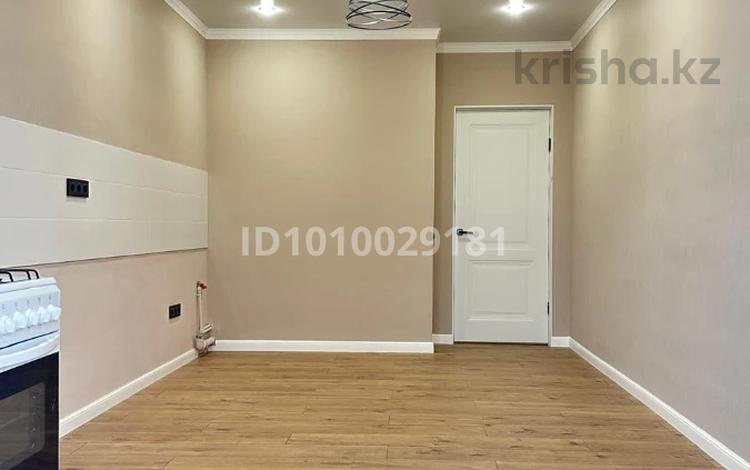 1-комнатная квартира · 42 м² · 3/5 этаж, Досмухамедова — Центр, Акимат (облполком), школы, колледжы, универы, библиотеки за ~ 19.9 млн 〒 в Уральске — фото 8