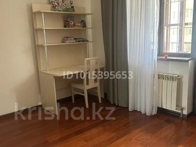 3 бөлме · 115 м² · 3/7 қабат, Аль-Фараби 100 — Шашкина, бағасы: 100 000 ₸ в Алматы, Медеуский р-н