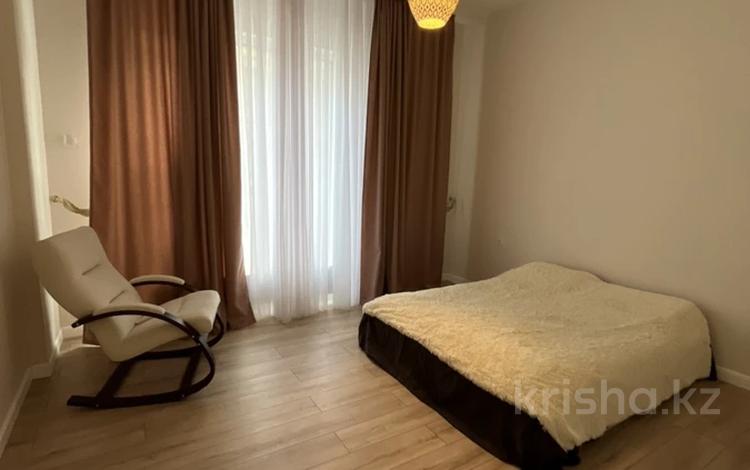 2-комнатная квартира · 65 м² · 2/4 этаж, Мкр. Ак Шагала 10/5 за 400 000 ₸ в Атырау — фото 2