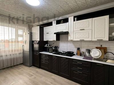 Отдельный дом · 4 комнаты · 240 м² · 10 сот., Сатпаев за 42 млн ₸ в Караоткеле