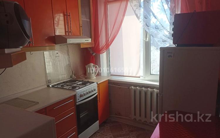 2-бөлмелі пәтер · 49 м² · 4/5 қабат, 40 лет Победы 44, бағасы: ~ 8.3 млн ₸ в Шахтинске — фото 2