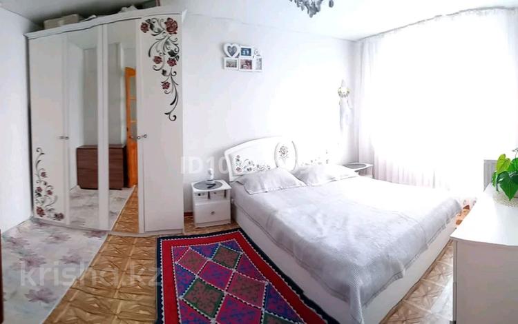 3-бөлмелі пәтер · 64 м² · 4/5 қабат, Валиханова 60, бағасы: 8.8 млн ₸ в Ерейментау — фото 3