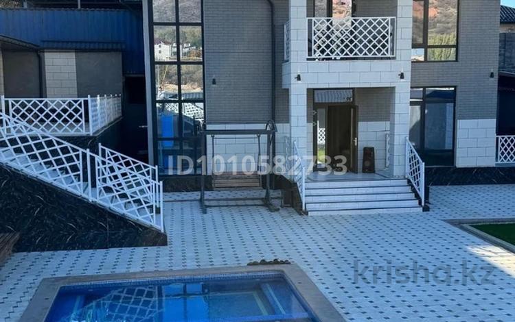 Жеке үй · 5 бөлме · 380 м², мкр Коктобе, Найманбаева 57, бағасы: 160 000 〒 в Алматы, Медеуский р-н — фото 2