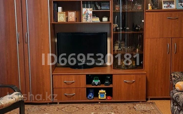 3-бөлмелі пәтер · 66.6 м² · 3/5 қабат, Майкудук, Мкр Восток-3 17, бағасы: 19.7 млн ₸ в Караганде, Алихана Бокейханова р-н — фото 2