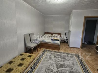 1-комнатная квартира · 32 м² · 3/5 этаж, Майкудук, Майкудук, 12й микрорайон 14 за 1 500 ₸ в Караганде, Алихана Бокейханова р-н