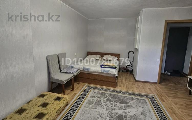 1-комнатная квартира · 32 м² · 3/5 этаж, Майкудук, Майкудук, 12й микрорайон 14 за 1 500 ₸ в Караганде, Алихана Бокейханова р-н — фото 4