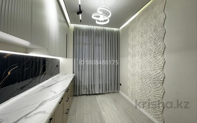 2-бөлмелі пәтер · 80 м² · 3/5 қабат, микрорайон Нуртас 4 блок, бағасы: 48 млн ₸ в Шымкенте, Каратауский р-н — фото 2