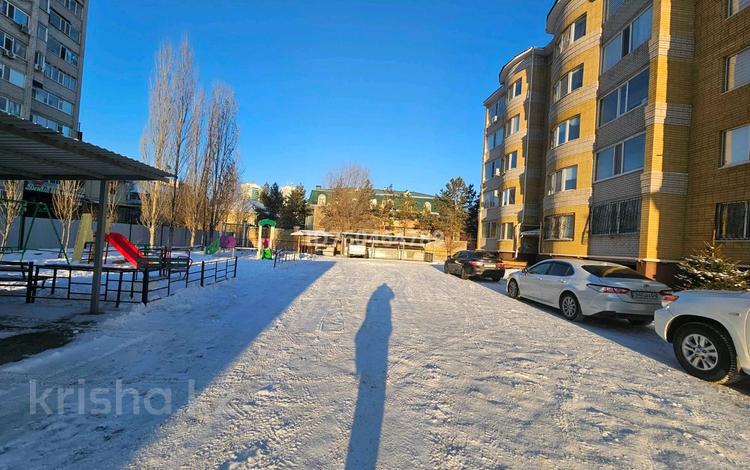 4-комнатная квартира · 140 м² · 5/5 этаж, мкр 12 за 52 млн ₸ в Актобе — фото 2