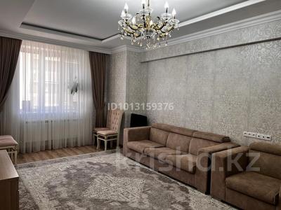 2-бөлмелі пәтер · 81 м² · 5/8 қабат, Нұрсая ш/а., Габдиева 47 А, бағасы: 37 млн ₸ в Атырау, мкр Нурсая