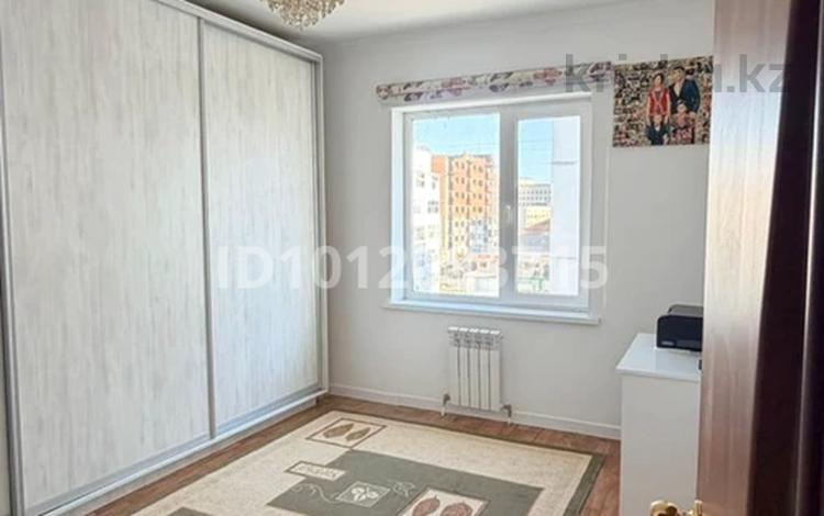 2-бөлмелі пәтер · 57.2 м² · 4/5 қабат, Нұрсая ш/а., Проезд Шырайлы, бағасы: 22 млн ₸ в Атырау, мкр Нурсая — фото 2