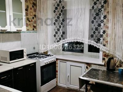 1-комнатная квартира · 35 м² · 4/5 этаж, Майкудук, Майкудук, 12й микрорайон 1 — Горняк за 9 000 〒 в Караганде, Алихана Бокейханова р-н