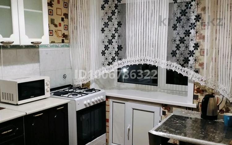 1-бөлмелі пәтер · 35 м² · 4/5 қабат, 12-шағынаудан, Майкудук, 12й микрорайон 1 — Горняк, бағасы: 9 000 ₸ в Караганде, Алихана Бокейханова р-н — фото 2