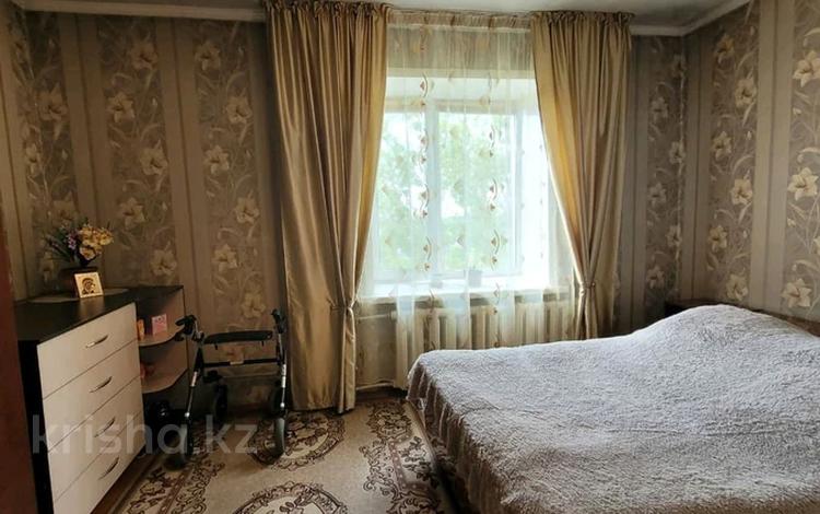 2-комнатная квартира, 53 м², 5/5 этаж, Гагарина за 15.5 млн 〒 в Семее — фото 2