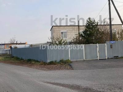 Отдельный дом · 4 комнаты · 112 м² · 6 сот., Парковая 84а,1 — Совхоз Шахтинский за 40 млн 〒