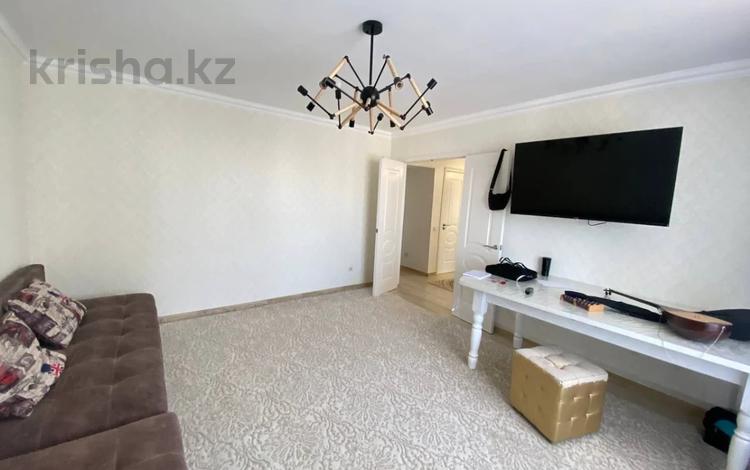 3-комнатная квартира · 80 м² · 8/10 этаж, Жургенов 28/1 — ПОЛНОЦЕННАЯ за 33.5 млн ₸ в Астане, Сарайшык р-н — фото 16