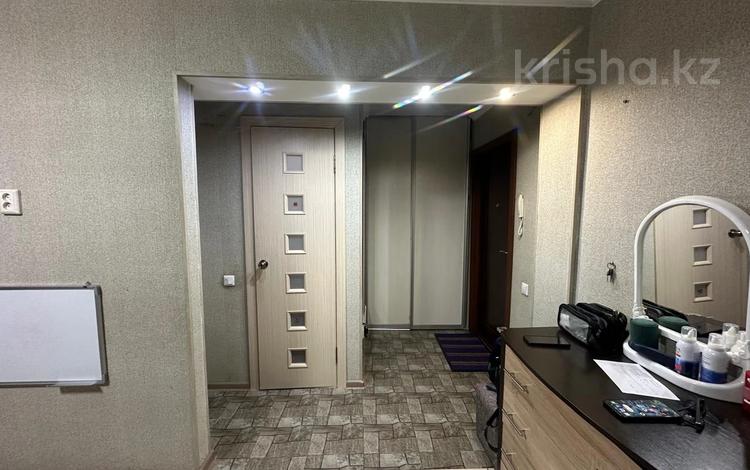 1-комнатная квартира · 31 м² · 5/5 этаж, Севастопольская 3 за 13.5 млн 〒 в Усть-Каменогорске — фото 2