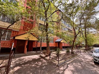 Продажа квартир в Жамбылской обл.: 2-комнатная квартира · 52 м² · 3/5 этаж, Алатау 17 за 18 млн 〒 2-комнатная квартира · 52 м² · 3/5 этаж, Алатау 17 за 18 млн 〒 в Таразе