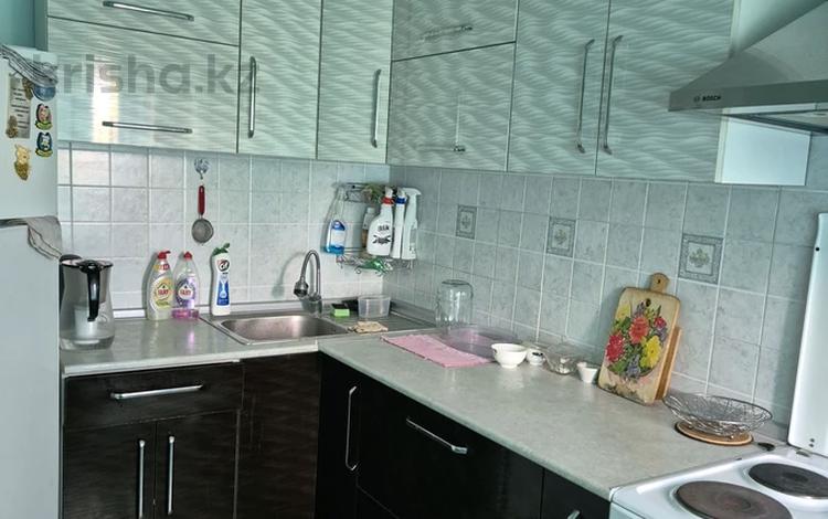 3-комнатная квартира · 62.2 м² · 2/4 этаж, Энтузиастов 11 — п. Куленова за 25.5 млн 〒 в Усть-Каменогорске — фото 2