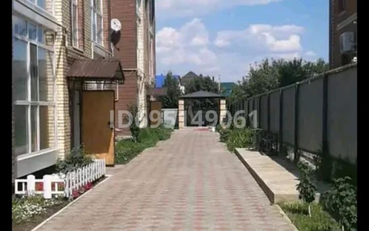 3-комнатная квартира · 87.5 м² · 2/3 этаж, мкр Жана Орда, Абдолова 24/1 за 43 млн ₸ в Уральске — фото 2
