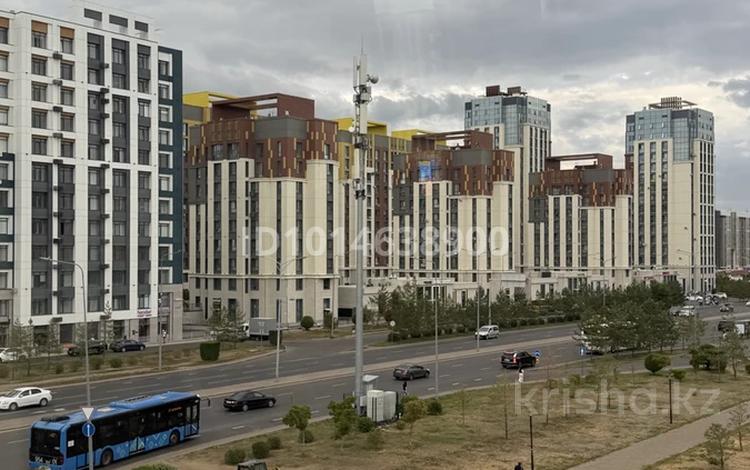 3-комнатная квартира · 89 м² · 4/9 этаж, Улы Дала 39 — Улы-дала/Кабанбай-батыра/Г.Алиев за 80 млн ₸ в Астане, Есильский р-н — фото 2