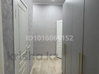 1-бөлмелі пәтер · 48 м² · 5/10 қабат, 16-ш/а. 76 — Трк артында, бағасы: 180 000 ₸ в Актау, 16-й мкр 