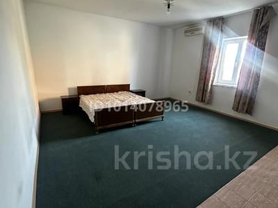 Отдельный дом · 2 комнаты · 56 м² · 8 сот., мкр Лесхоз-2, Габит Мусирепов за 120 000 ₸ в Атырау