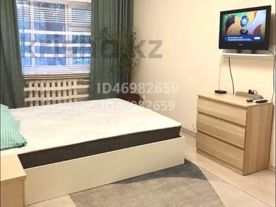 1-комнатная квартира · 32 м² · 1/5 этаж, Азаттык 65 за 10 000 〒 в Атырау