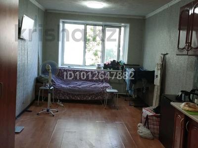 1-бөлмелі пәтер · 19 м² · 5/5 қабат, Адольфа Янушкевича 8 — Кенесары, бағасы: 10 млн ₸ в Астане, р-н Байконур