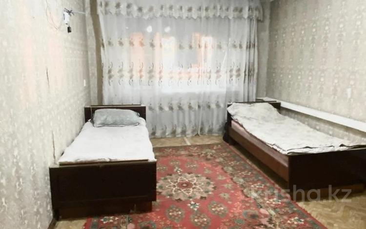 2-бөлмелі пәтер · 43.2 м² · 5/5 қабат, 12-шағынаудан, бағасы: ~ 8.3 млн ₸ в Караганде, Алихана Бокейханова р-н — фото 2