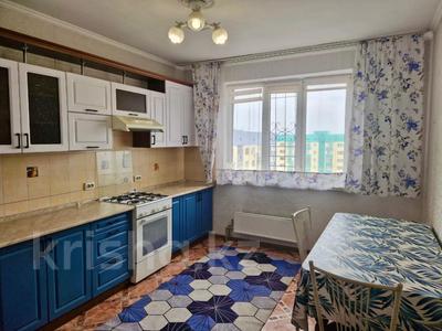 3-комнатная квартира · 90 м² · 10/10 этаж, мкр Акбулак, чуланова за 39.8 млн ₸ в Алматы, Алатауский р-н