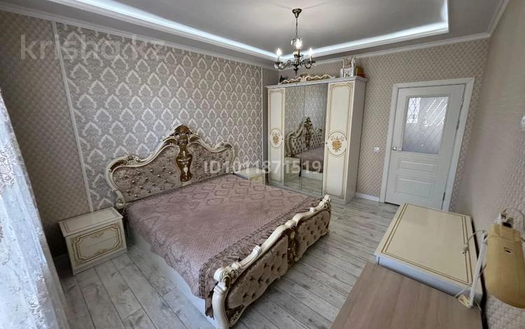 3-комнатная квартира · 82.3 м² · 4/5 этаж, Мкр. Алтын орда 11Д за 35.8 млн ₸ в Актобе — фото 2