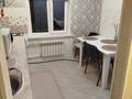1-комнатная квартира · 33 м² · 4/4 этаж, мкр Таугуль-1 6 за 220 000 ₸ в Алматы, Ауэзовский р-н — фото 5