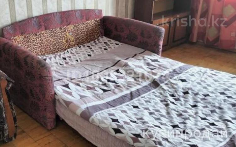 1 бөлме · 12 м² · 3 қабат, Кабанбай-батыра 112, бағасы: 150 000 ₸ в Усть-Каменогорске — фото 2