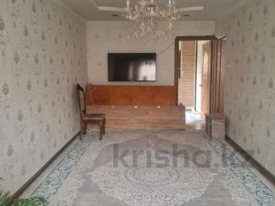 3-комнатная квартира · 65 м² · 2/5 этаж, 12-й микрорайон, 12-й микрорайон за 160 000 〒 в Шымкенте, Енбекшинский р-н