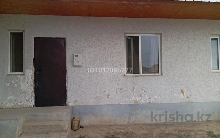 Отдельный дом · 2 комнаты · 45 м² · 8 сот., мкр Мадениет — Байқұт за 60 000 ₸ в Алматы, Алатауский р-н — фото 2