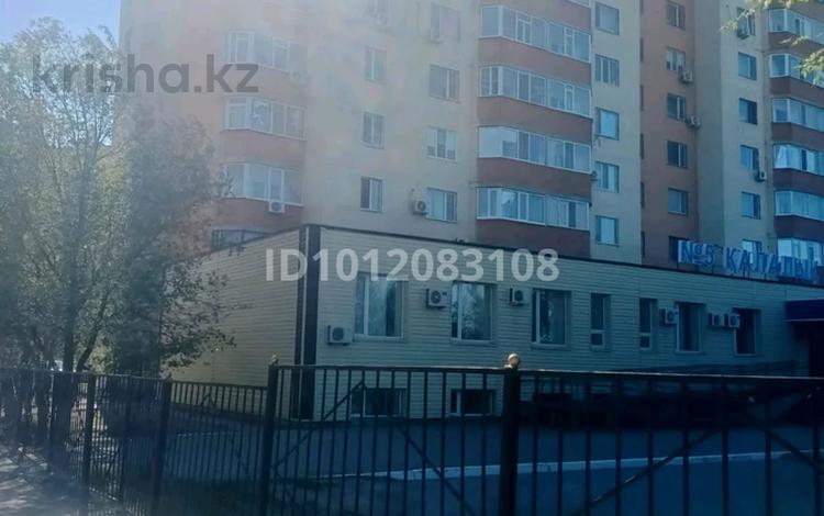 1-бөлмелі пәтер · 40 м² · 2/9 қабат, Набережная ул. 80, бағасы: 13 млн ₸ в Актобе, мкр. Курмыш — фото 2